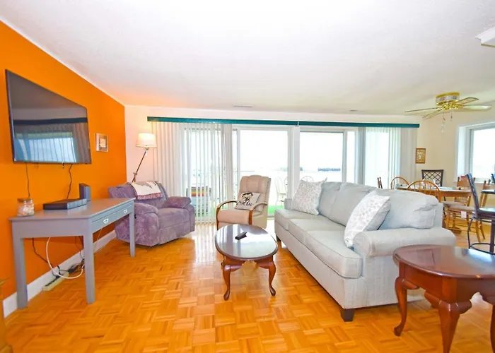 Thunder Island 168d Apartment